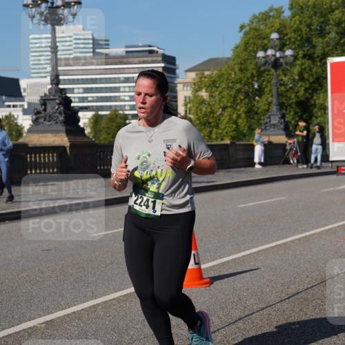 07.09.2025 - BARMER Alsterlauf Yannick Fuchs http://msf.ph/oto/8828896 07.09.2025 10:16:52 Laufen 2241, 34, 18 meine-sportfotos.de