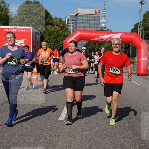 07.09.2025 - BARMER Alsterlauf Yannick Fuchs http://msf.ph/oto/8828905 07.09.2025 10:16:57 Laufen 449, 3091, 3354, 3189, 5623, 5625 meine-sportfotos.de