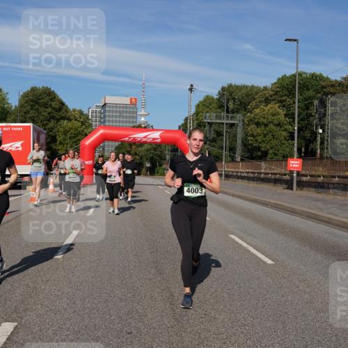 07.09.2025 - BARMER Alsterlauf Yannick Fuchs http://msf.ph/oto/8828925 07.09.2025 10:17:01 Laufen 3994, 3777, 2115, 4003 meine-sportfotos.de
