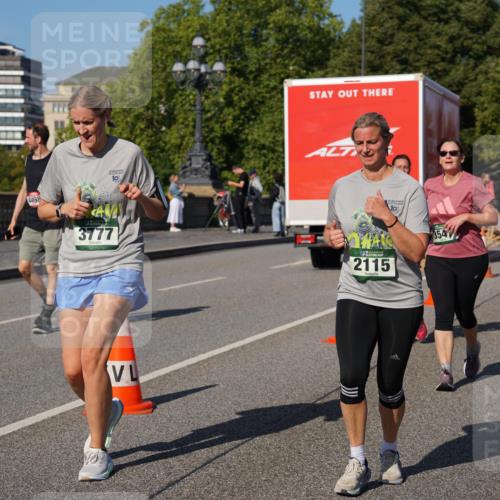 07.09.2025 - BARMER Alsterlauf Yannick Fuchs http://msf.ph/oto/8828933 07.09.2025 10:17:04 Laufen 4498, 10, 3777, 2115, 354 meine-sportfotos.de