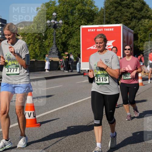 07.09.2025 - BARMER Alsterlauf Yannick Fuchs http://msf.ph/oto/8828934 07.09.2025 10:17:04 Laufen 10, 3777, 10, 2115, 3547, 388 meine-sportfotos.de