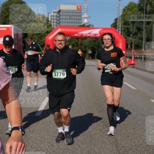 07.09.2025 - BARMER Alsterlauf Yannick Fuchs http://msf.ph/oto/8828944 07.09.2025 10:17:07 Laufen 780, 3779 meine-sportfotos.de
