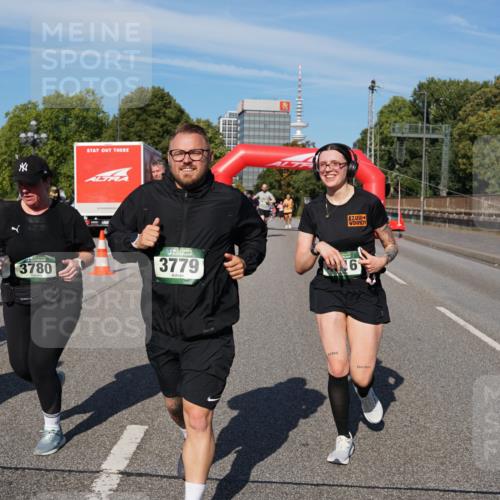07.09.2025 - BARMER Alsterlauf Yannick Fuchs http://msf.ph/oto/8828946 07.09.2025 10:17:07 Laufen 3780, 3779, 6 meine-sportfotos.de