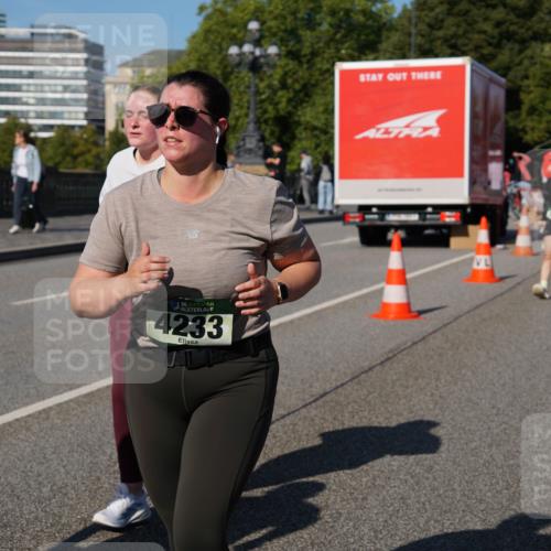 07.09.2025 - BARMER Alsterlauf Yannick Fuchs http://msf.ph/oto/8828988 07.09.2025 10:17:20 Laufen 36, 4233 meine-sportfotos.de