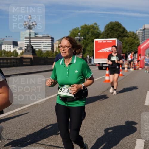 07.09.2025 - BARMER Alsterlauf Yannick Fuchs http://msf.ph/oto/8828995 07.09.2025 10:17:28 Laufen 5235 meine-sportfotos.de