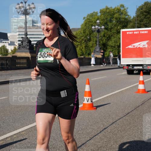 07.09.2025 - BARMER Alsterlauf Yannick Fuchs http://msf.ph/oto/8829000 07.09.2025 10:17:31 Laufen 36, 5058 meine-sportfotos.de