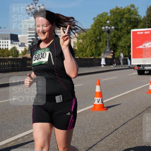 07.09.2025 - BARMER Alsterlauf Yannick Fuchs http://msf.ph/oto/8829001 07.09.2025 10:17:31 Laufen 5030 meine-sportfotos.de