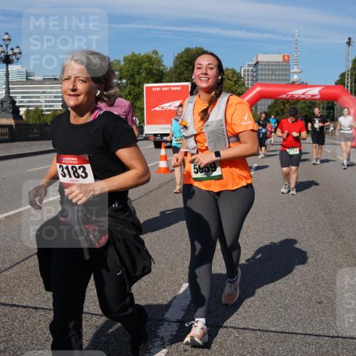 07.09.2025 - BARMER Alsterlauf Yannick Fuchs http://msf.ph/oto/8829027 07.09.2025 10:17:41 Laufen 1111, 36, 3183, 4641, 5959, 2727 meine-sportfotos.de