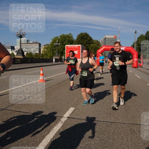 07.09.2025 - BARMER Alsterlauf Yannick Fuchs http://msf.ph/oto/8829042 07.09.2025 10:17:46 Laufen 1248, 563, 444 meine-sportfotos.de
