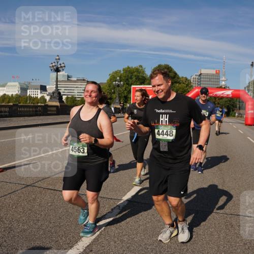 07.09.2025 - BARMER Alsterlauf Yannick Fuchs http://msf.ph/oto/8829046 07.09.2025 10:17:47 Laufen 4563, 4448 meine-sportfotos.de