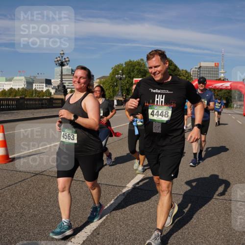 07.09.2025 - BARMER Alsterlauf Yannick Fuchs http://msf.ph/oto/8829047 07.09.2025 10:17:48 Laufen 4563, 4448 meine-sportfotos.de