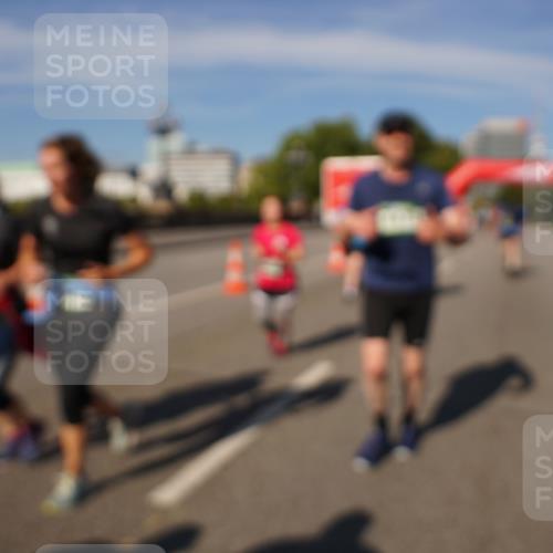 07.09.2025 - BARMER Alsterlauf Yannick Fuchs http://msf.ph/oto/8829050 07.09.2025 10:17:49 Laufen  meine-sportfotos.de