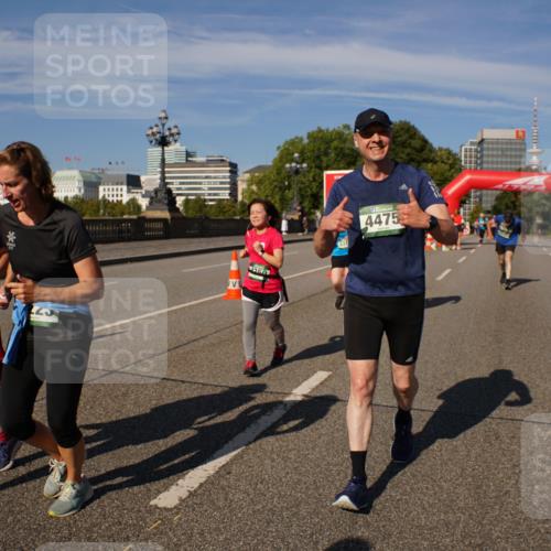 07.09.2025 - BARMER Alsterlauf Yannick Fuchs http://msf.ph/oto/8829051 07.09.2025 10:17:49 Laufen 3248, 1960, 4475 meine-sportfotos.de