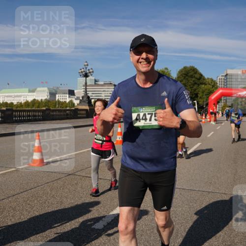 07.09.2025 - BARMER Alsterlauf Yannick Fuchs http://msf.ph/oto/8829053 07.09.2025 10:17:50 Laufen 250, 36, 4475 meine-sportfotos.de