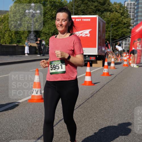 07.09.2025 - BARMER Alsterlauf Yannick Fuchs http://msf.ph/oto/8829081 07.09.2025 10:18:06 Laufen 136, 5951 meine-sportfotos.de