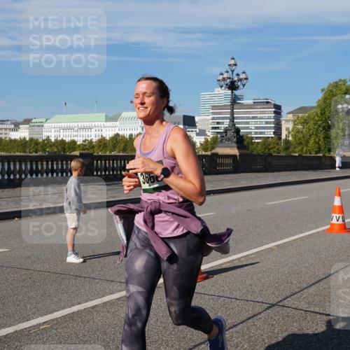 07.09.2025 - BARMER Alsterlauf Yannick Fuchs http://msf.ph/oto/8829102 07.09.2025 10:18:16 Laufen 366 meine-sportfotos.de