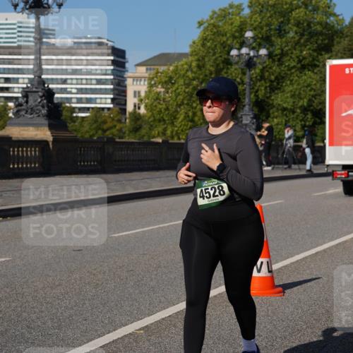 07.09.2025 - BARMER Alsterlauf Yannick Fuchs http://msf.ph/oto/8829108 07.09.2025 10:18:21 Laufen 4528 meine-sportfotos.de