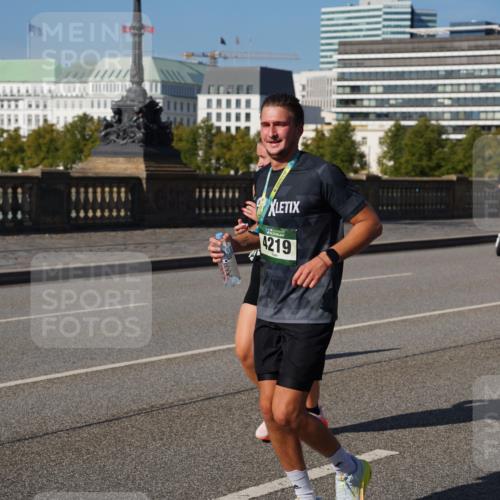 07.09.2025 - BARMER Alsterlauf Yannick Fuchs http://msf.ph/oto/8829117 07.09.2025 10:18:37 Laufen  meine-sportfotos.de