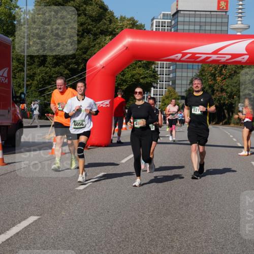07.09.2025 - BARMER Alsterlauf Yannick Fuchs http://msf.ph/oto/8829126 07.09.2025 10:20:58 Laufen 6056, 821 meine-sportfotos.de