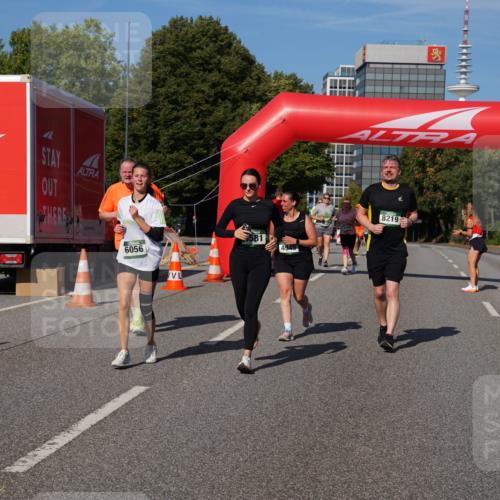 07.09.2025 - BARMER Alsterlauf Yannick Fuchs http://msf.ph/oto/8829129 07.09.2025 10:20:59 Laufen 1, 6056, 4945, 8219 meine-sportfotos.de