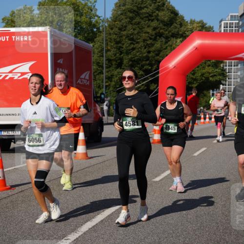 07.09.2025 - BARMER Alsterlauf Yannick Fuchs http://msf.ph/oto/8829132 07.09.2025 10:21:00 Laufen 6056, 4581, 4945, 8215 meine-sportfotos.de