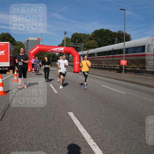 07.09.2025 - BARMER Alsterlauf Yannick Fuchs http://msf.ph/oto/8829166 07.09.2025 10:21:38 Laufen 3980, 4811, 16 meine-sportfotos.de