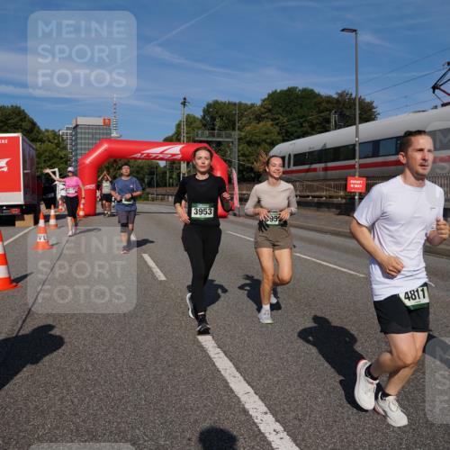07.09.2025 - BARMER Alsterlauf Yannick Fuchs http://msf.ph/oto/8829172 07.09.2025 10:21:40 Laufen 3953, 95, 4811, 4816 meine-sportfotos.de