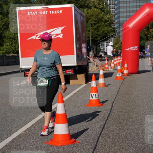 07.09.2025 - BARMER Alsterlauf Yannick Fuchs http://msf.ph/oto/8829214 07.09.2025 10:22:00 Laufen 4858, 3327, 53 meine-sportfotos.de