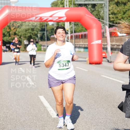 07.09.2025 - BARMER Alsterlauf Yannick Fuchs http://msf.ph/oto/8829216 07.09.2025 10:22:01 Laufen 5347, 36, 4576 meine-sportfotos.de