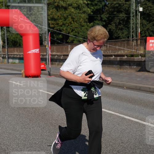07.09.2025 - BARMER Alsterlauf Yannick Fuchs http://msf.ph/oto/8829236 07.09.2025 10:22:24 Laufen 28 meine-sportfotos.de