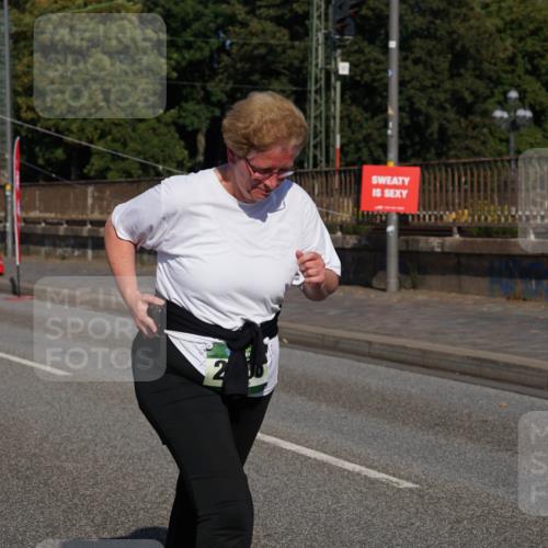 07.09.2025 - BARMER Alsterlauf Yannick Fuchs http://msf.ph/oto/8829238 07.09.2025 10:22:24 Laufen 200 meine-sportfotos.de