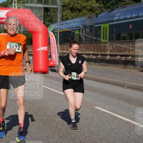 07.09.2025 - BARMER Alsterlauf Yannick Fuchs http://msf.ph/oto/8829268 07.09.2025 10:22:40 Laufen 3872, 201, 243 meine-sportfotos.de