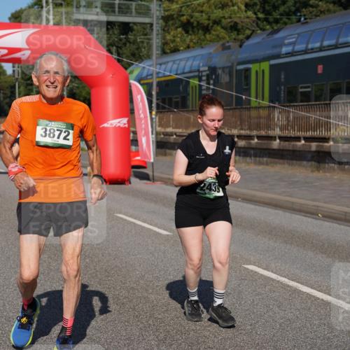 07.09.2025 - BARMER Alsterlauf Yannick Fuchs http://msf.ph/oto/8829269 07.09.2025 10:22:40 Laufen 301, 3872, 439 meine-sportfotos.de