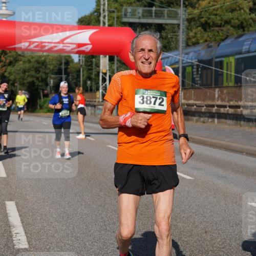 07.09.2025 - BARMER Alsterlauf Yannick Fuchs http://msf.ph/oto/8829271 07.09.2025 10:22:40 Laufen 301, 36, 3872, 2439 meine-sportfotos.de