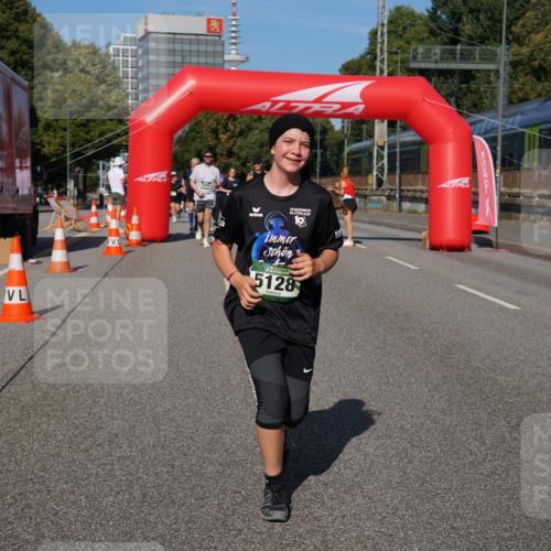 07.09.2025 - BARMER Alsterlauf Yannick Fuchs http://msf.ph/oto/8829282 07.09.2025 10:22:46 Laufen 29, 5128, 10 meine-sportfotos.de