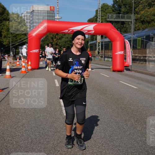 07.09.2025 - BARMER Alsterlauf Yannick Fuchs http://msf.ph/oto/8829283 07.09.2025 10:22:47 Laufen 528, 10 meine-sportfotos.de