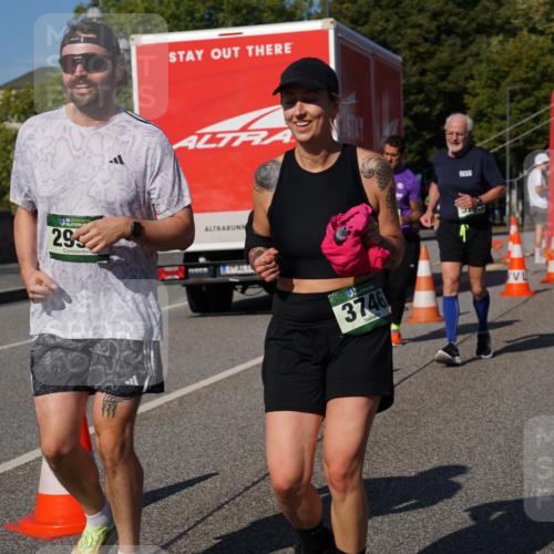07.09.2025 - BARMER Alsterlauf Yannick Fuchs http://msf.ph/oto/8829293 07.09.2025 10:22:55 Laufen 36, 29, 3746, 5276, 2771 meine-sportfotos.de