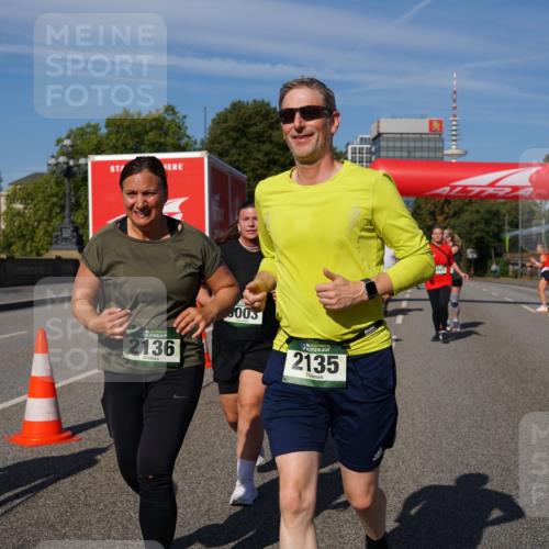 07.09.2025 - BARMER Alsterlauf Yannick Fuchs http://msf.ph/oto/8829308 07.09.2025 10:23:01 Laufen 2136, 8003, 2135, 441 meine-sportfotos.de