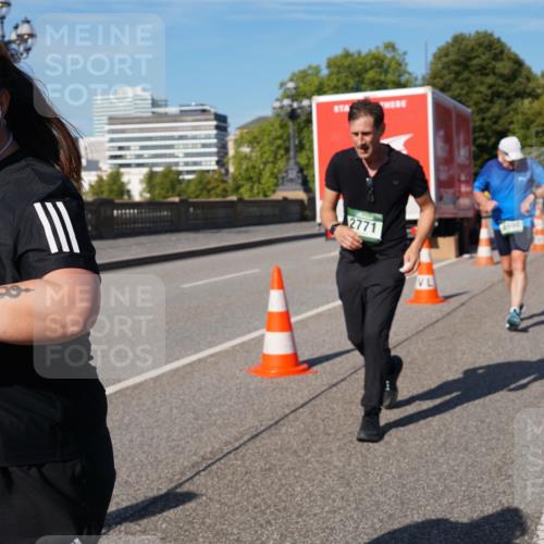 07.09.2025 - BARMER Alsterlauf Yannick Fuchs http://msf.ph/oto/8829311 07.09.2025 10:23:03 Laufen 3003, 2771, 4994, 2441 meine-sportfotos.de