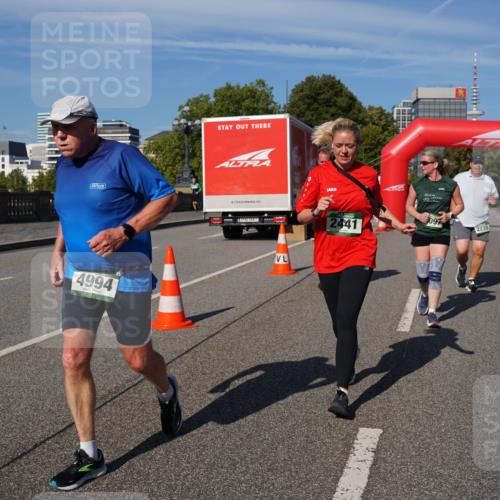 07.09.2025 - BARMER Alsterlauf Yannick Fuchs http://msf.ph/oto/8829322 07.09.2025 10:23:06 Laufen 4994, 2441, 097, 2239 meine-sportfotos.de