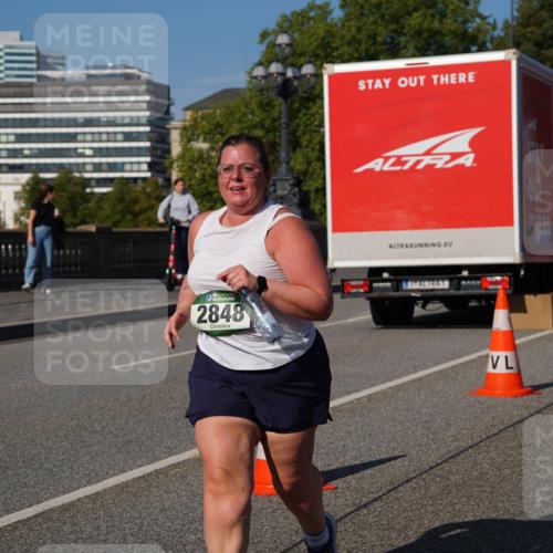 07.09.2025 - BARMER Alsterlauf Yannick Fuchs http://msf.ph/oto/8829354 07.09.2025 10:23:51 Laufen 2848 meine-sportfotos.de