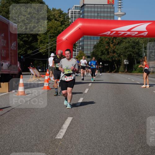 07.09.2025 - BARMER Alsterlauf Yannick Fuchs http://msf.ph/oto/8829357 07.09.2025 10:23:53 Laufen 1, 2714 meine-sportfotos.de