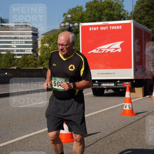 07.09.2025 - BARMER Alsterlauf Yannick Fuchs http://msf.ph/oto/8829366 07.09.2025 10:23:59 Laufen 36, 59 meine-sportfotos.de