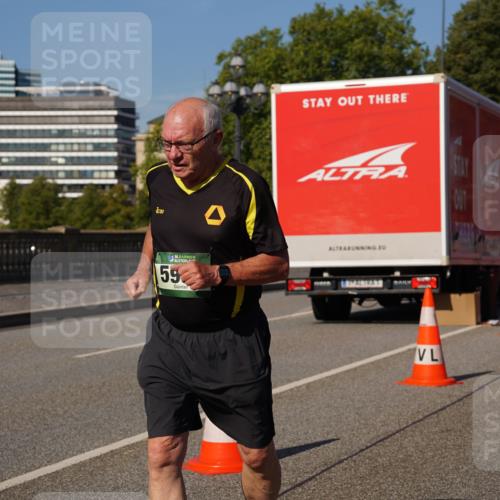 07.09.2025 - BARMER Alsterlauf Yannick Fuchs http://msf.ph/oto/8829367 07.09.2025 10:23:59 Laufen 36, 59 meine-sportfotos.de