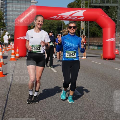 07.09.2025 - BARMER Alsterlauf Yannick Fuchs http://msf.ph/oto/8829369 07.09.2025 10:24:05 Laufen 0, 3553, 3457, 3542 meine-sportfotos.de