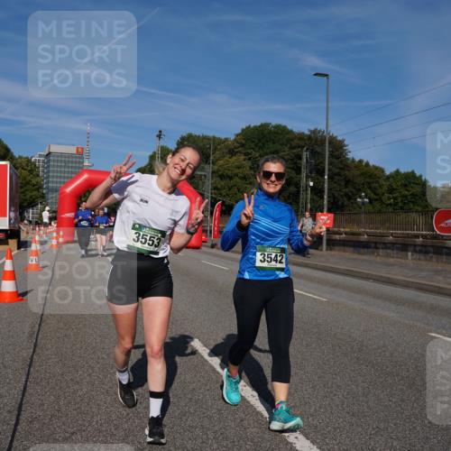 07.09.2025 - BARMER Alsterlauf Yannick Fuchs http://msf.ph/oto/8829378 07.09.2025 10:24:07 Laufen 0, 3553, 3542 meine-sportfotos.de