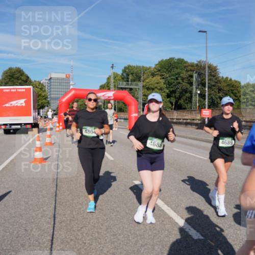 07.09.2025 - BARMER Alsterlauf Yannick Fuchs http://msf.ph/oto/8829402 07.09.2025 10:24:14 Laufen 4804, 4688, 4689 meine-sportfotos.de