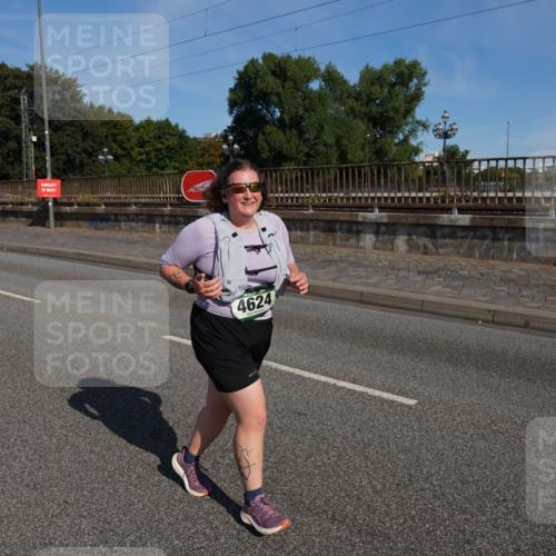 07.09.2025 - BARMER Alsterlauf Yannick Fuchs http://msf.ph/oto/8829459 07.09.2025 10:25:51 Laufen 4624 meine-sportfotos.de