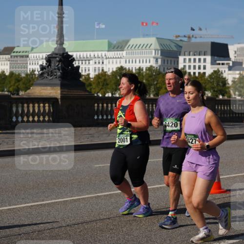 07.09.2025 - BARMER Alsterlauf Yannick Fuchs http://msf.ph/oto/8829471 07.09.2025 10:26:39 Laufen 2001, 2420, 2427 meine-sportfotos.de