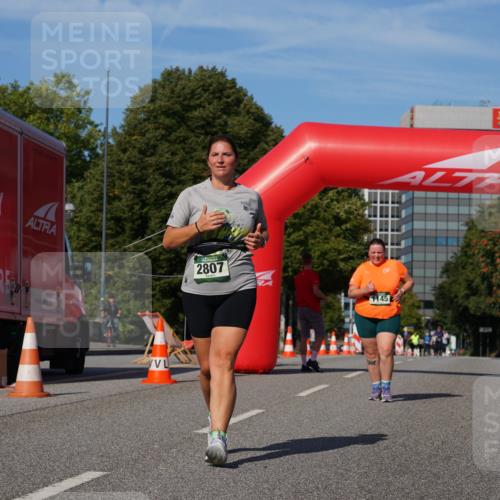 07.09.2025 - BARMER Alsterlauf Yannick Fuchs http://msf.ph/oto/8829488 07.09.2025 10:26:59 Laufen 2807, 1, 1145 meine-sportfotos.de